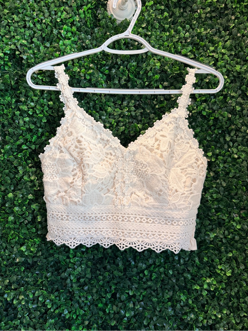 Lace Floral Cropped Camisole in Cream - Women Tops